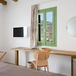 Xerolithia Penzion 4*