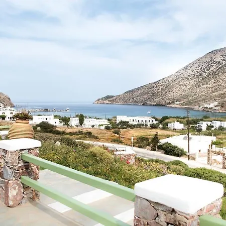 Guest house Xerolithia 2*