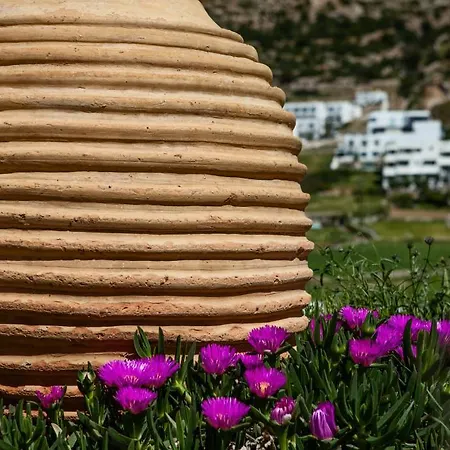 Xerolithia بيت ضيافة