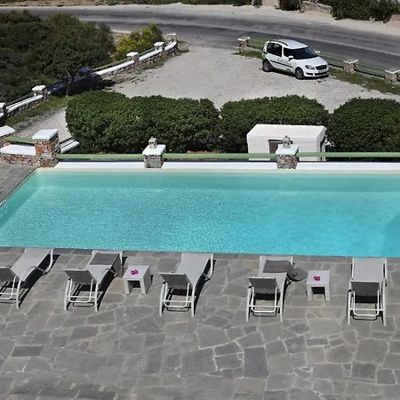 Guest house Xerolithia 2*