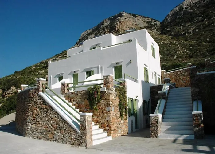 Guest house Xerolithia 4*