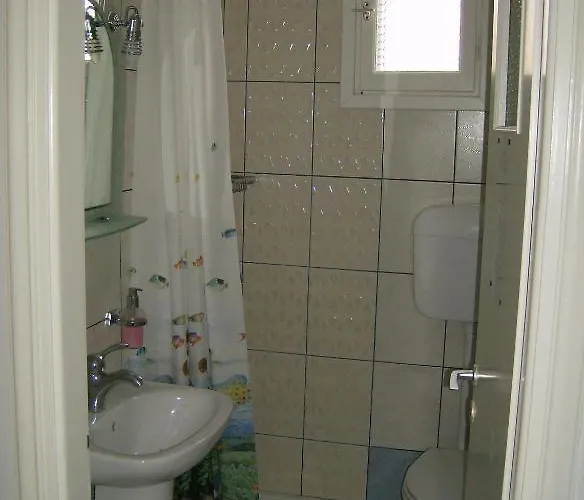 Xerolithia Guest house