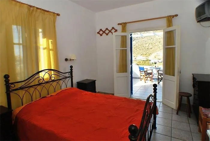Guest house Xerolithia