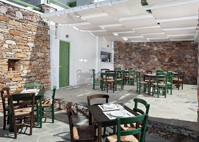 Guest house Xerolithia